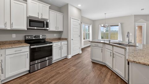 23118 Lieutenant Ave