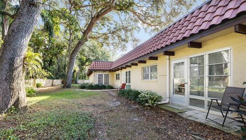 1701 Pinehurst Rd