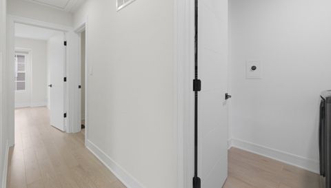 2198 N Oakbrook Circle