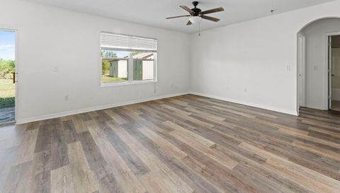 10019 Geese Trail Cir