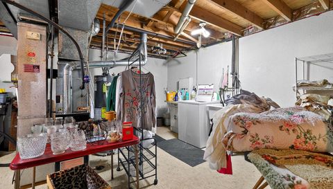 24145 Meadowbridge Dr