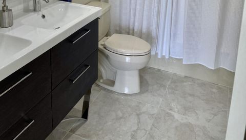 5951 Wellesley Park Dr