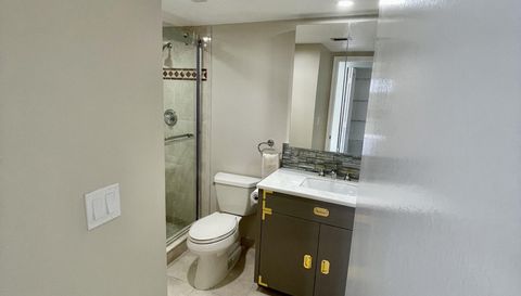 5951 Wellesley Park Dr