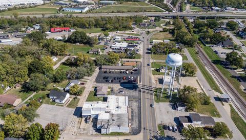 701 E Pearce Boulevard