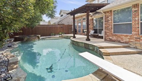 3705 Glenshannon Ln
