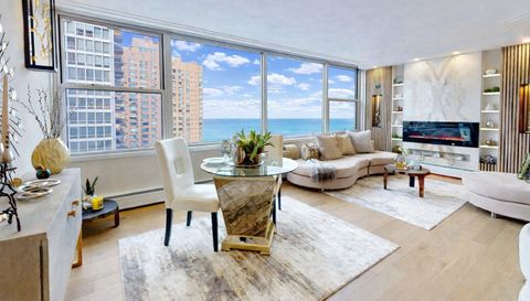 336 W Wellington Avenue