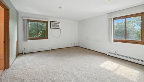 4 Pine Tree Drive