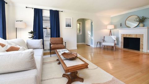 736 S Ashland Avenue