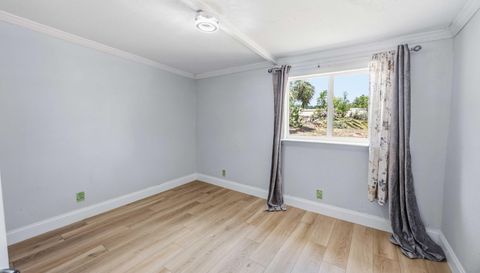 2419 Roxbury Cir