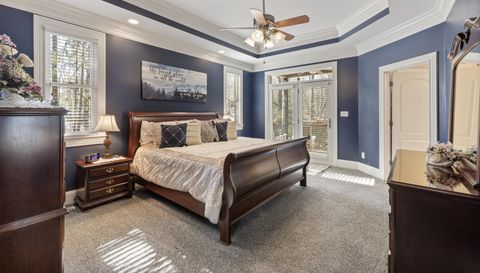 2379 Metcalf Dr