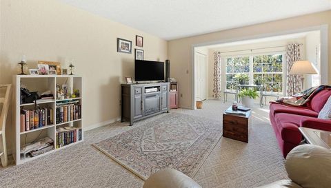 110 N TREMAIN STREET