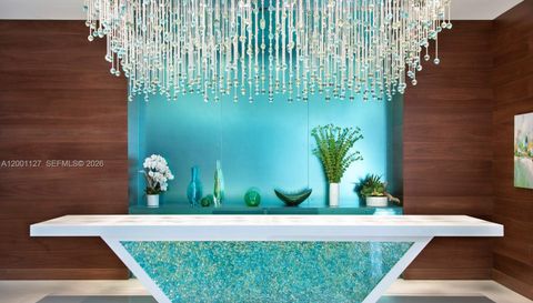 300 Sunny Isles Blvd