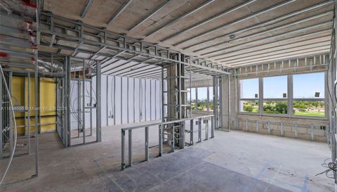 9100 E Bay Harbor Dr