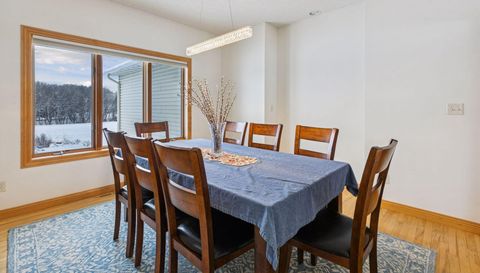 2728 Headland Court SW