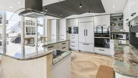 1800 Sunset Harbour Dr