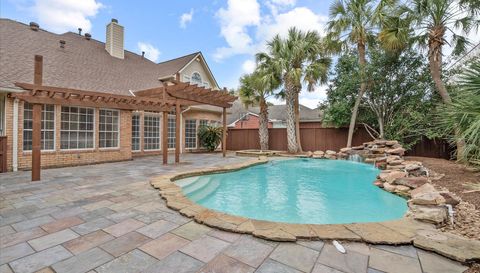 2911 Norwood Hills Dr