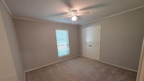 2214 Shannon Ln