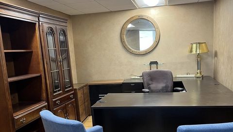 15426-15428 S 70th Court