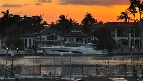 701 Three Islands Blvd
