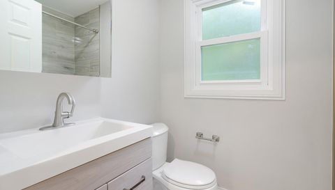 2454 221st Avenue NE