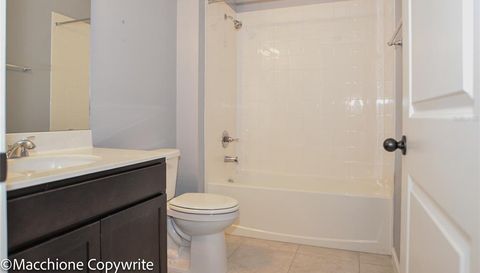 316 LAKE SMART CIRCLE