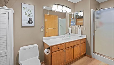 9949 Tamarack Cove