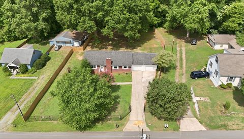 3652 Emma Ave