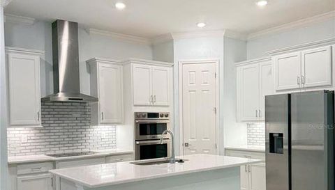 2174 WALLINGFORD LOOP