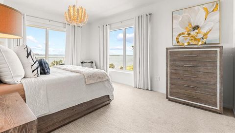 1020 SUNSET POINT ROAD