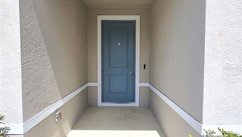 10156 AGAVE COURT
