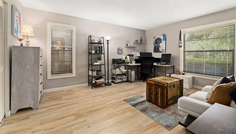 9034 Gardens Glen Circle