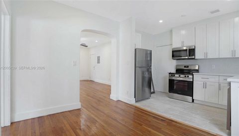 1241 13th St
