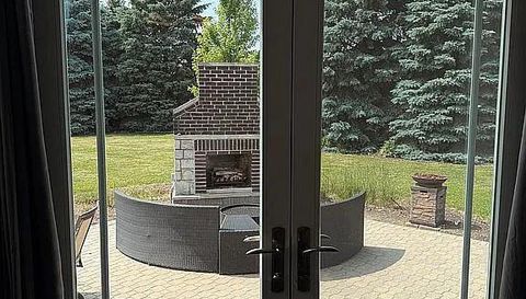 6N274 W Ridgewood Ln