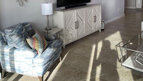 8597 Via Garibaldi Cir