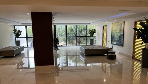540 Brickell Key Dr
