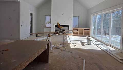 7048 Nichols Cove Dr