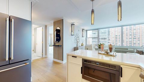 336 W Wellington Avenue