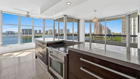 3600 Mystic Pointe Dr