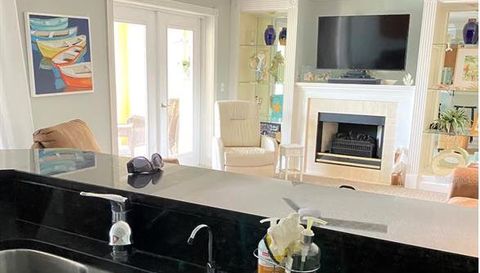 1125 PINELLAS BAYWAY S