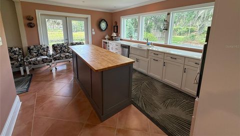 1005 SANDS PARADISE