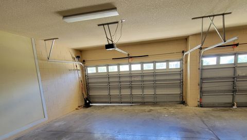 3145 Twisted Oak Loop