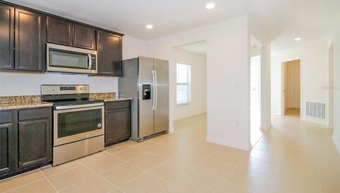 8503 SILVERBELL LOOP