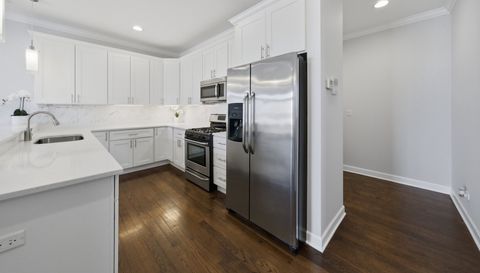 3234 N CENTRAL Avenue