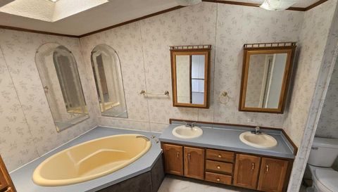 Lot 411 302 Westside Trailer Ct