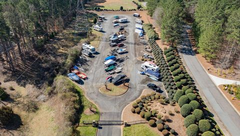 2379 Metcalf Dr