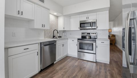 2257 World Pkwy Blvd W