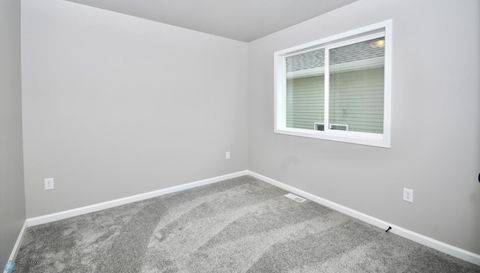 2387 Eagle Valley Drive S