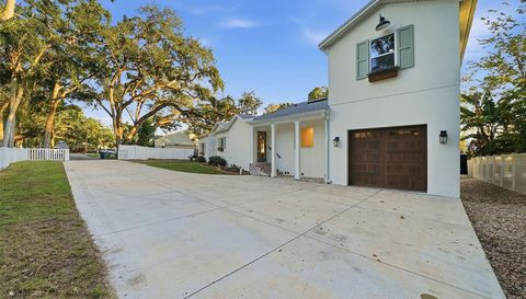 344 W RIO VISTA COURT