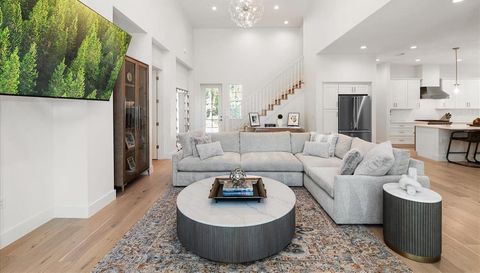 2174 MCCLELLAN PARKWAY