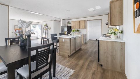 101 Blades Village Dr